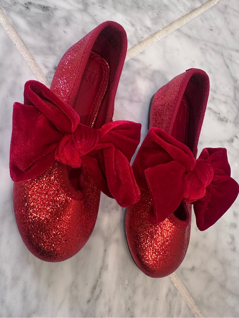 H&M Girls Shimmer Red Velvet Bow Ballet Flats